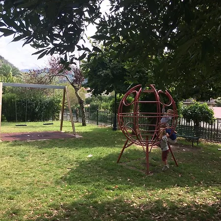 Oda ve Kahvaltı Elpidios Terme 3*