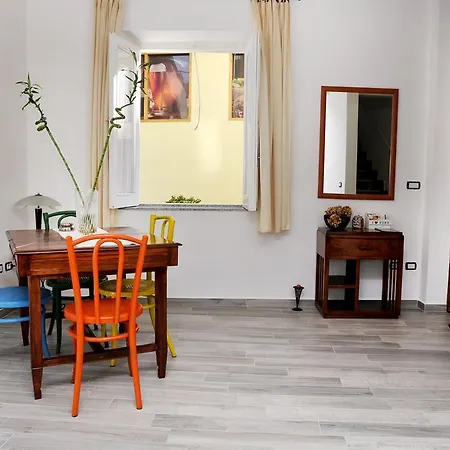 Elpidios Terme Oda ve Kahvaltı 3*