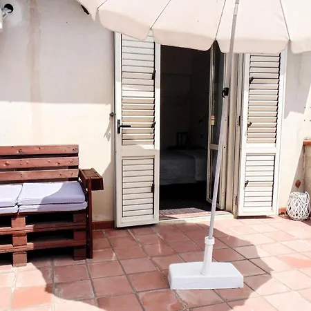 Elpidios Terme Oda ve Kahvaltı