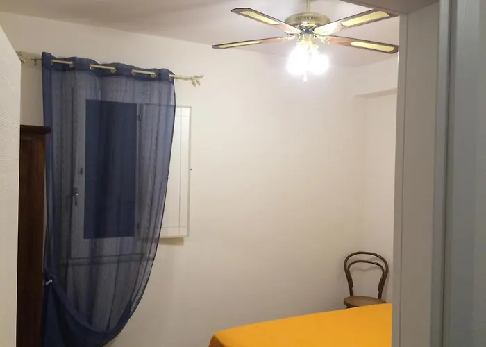 Elpidios Terme 住宿加早餐酒店 Galatro